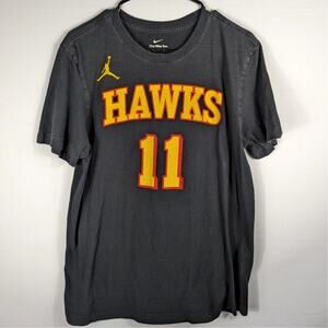 Nike Trae Young 11 Atlanta Hawks T Shirt M NBA Jordan Logo Gray Graphic Tee
